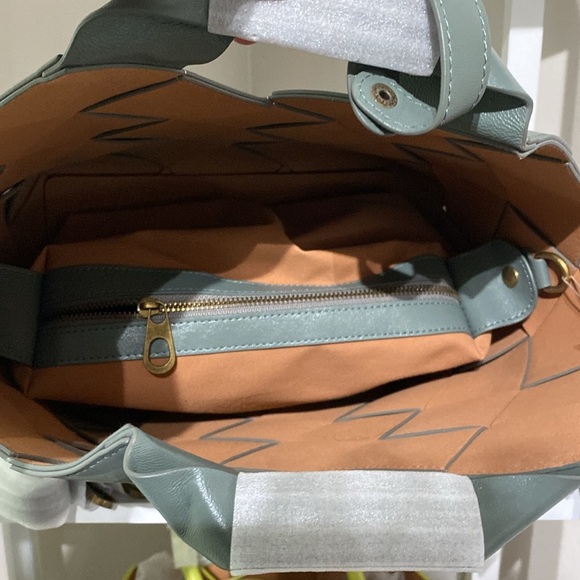 Luxury Woven Leather Tote Bag - Sage Green - New - Picture 2 of 6